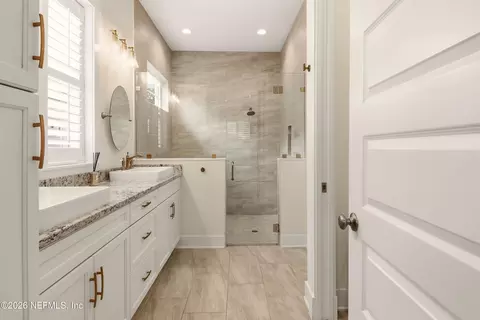 Bath - 315 Ridgeway Rd, Saint Augustine Beach, FL 32080 photo 1 of 8