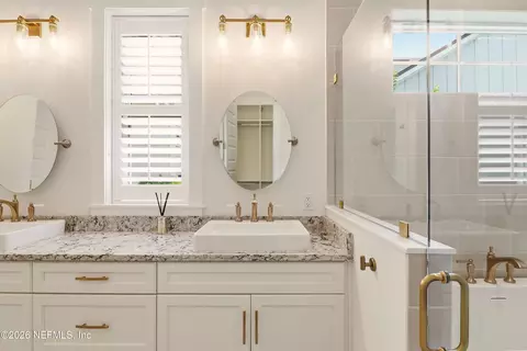 Bath - 315 Ridgeway Rd, Saint Augustine Beach, FL 32080 photo 2 of 8