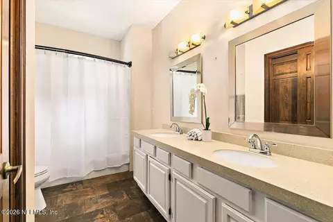 Bath - 6443 Jack Wright Island Rd, Saint Augustine, FL 32092 photo 2 of 4