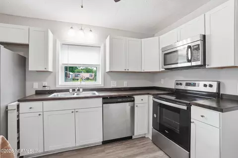 Kitchen - 154 Polk Rd, Jacksonville, FL 32218 photo 1 of 2