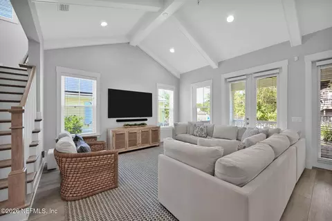 Living - 472 Ridgeway Rd, Saint Augustine, FL 32080 photo 1 of 3