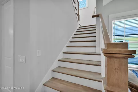Entry Way - 472 Ridgeway Rd, Saint Augustine, FL 32080 photo 4 of 6
