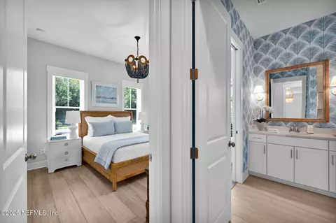 Entry Way - 472 Ridgeway Rd, Saint Augustine, FL 32080 photo 2 of 6