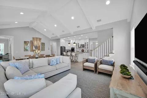 Living - 472 Ridgeway Rd, Saint Augustine, FL 32080 photo 3 of 3