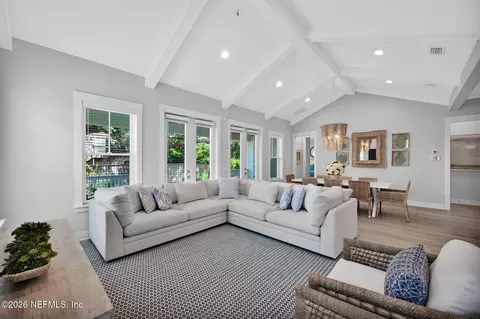 Living - 472 Ridgeway Rd, Saint Augustine, FL 32080 photo 2 of 3