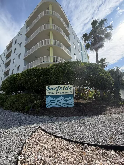 1236 1st St N #504, Jacksonville Beach, FL 32250