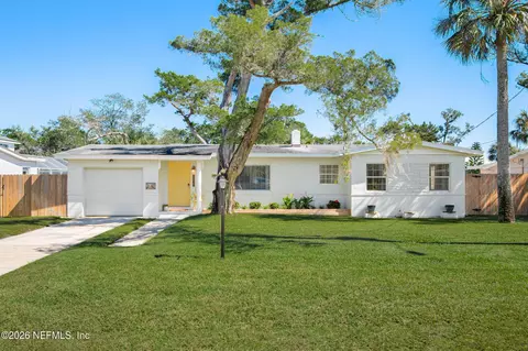 82 Coquina Ave, Saint Augustine, FL 32080