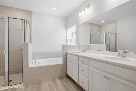 Bath - 184 Cobalt Ln, Saint Augustine, FL 32092 photo 1 of 4