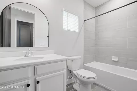 Bath - 184 Cobalt Ln, Saint Augustine, FL 32092 photo 3 of 4
