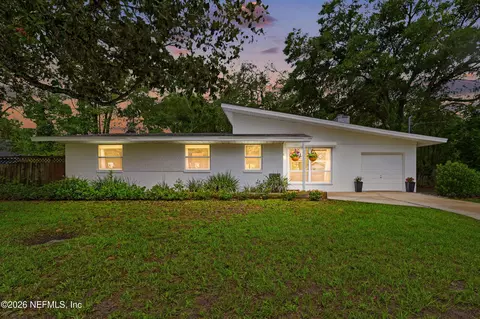 1538 5th Ave N, Jacksonville Beach, FL 32250