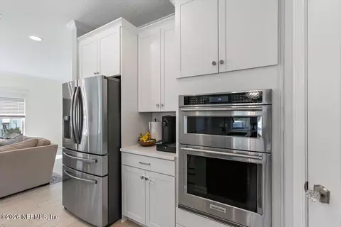 Kitchen - 546 Stargaze Ln, Saint Augustine, FL 32095 photo 4 of 4