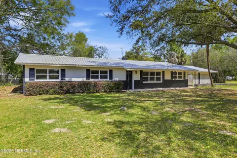 980 SW 105th St, Trenton, FL 32693