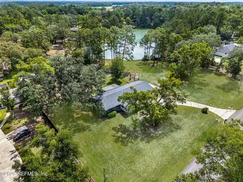 211 Dow Ct, Green Cove Springs, FL 32043