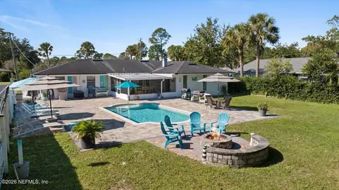 Exterior - 3943 Eunice Rd, Jacksonville, FL 32250 photo 1 of 13