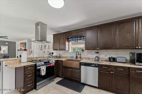 Kitchen - 3943 Eunice Rd, Jacksonville, FL 32250 photo 1 of 3