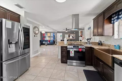 Kitchen - 3943 Eunice Rd, Jacksonville, FL 32250 photo 3 of 3