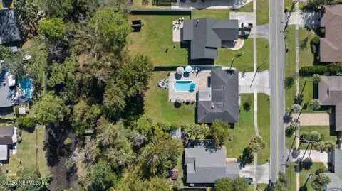 View/Area - 3943 Eunice Rd, Jacksonville, FL 32250 photo 2 of 7