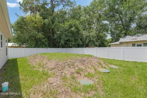 Exterior - 688 Madeore St, Saint Augustine, FL 32084 photo 5 of 5