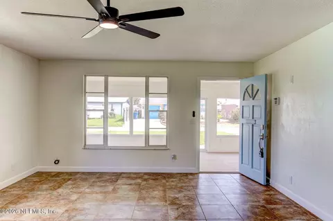 Living - 129 Holland Rd, Ormond Beach, FL 32176 photo 1 of 4