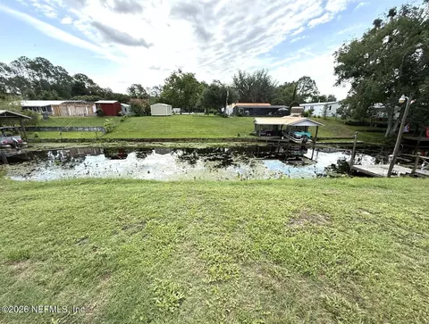 000 Finnigan Rd, Satsuma, FL 32189