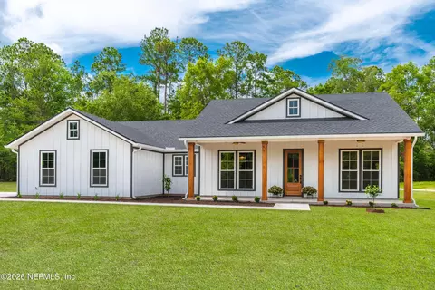 8021 Yellow Pine Cir, Glen Saint Mary, FL 32040
