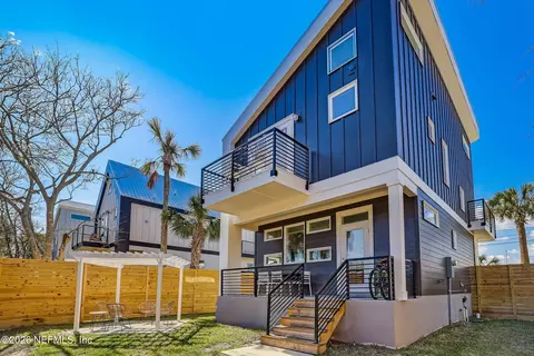 Exterior - 315 Riberia St, Saint Augustine, FL 32084 photo 7 of 13