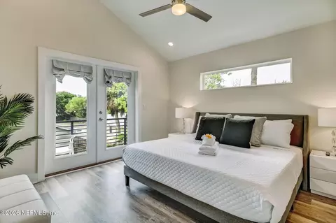 Bedroom - 315 Riberia St, Saint Augustine, FL 32084 photo 1 of 7