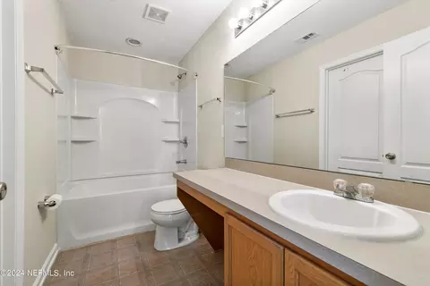 Bath - 128 Gargonza Ct, Saint Augustine, FL 32084 photo 1 of 2