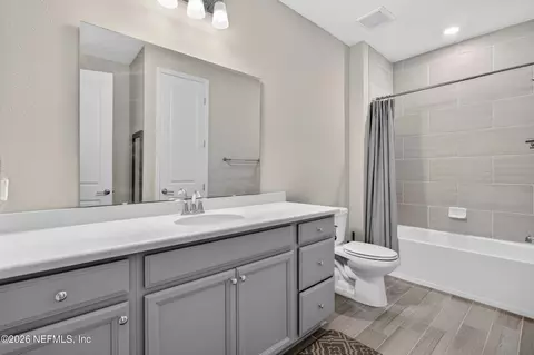 Bath - 253 Ridgewind Dr, Saint Augustine, FL 32092 photo 3 of 4