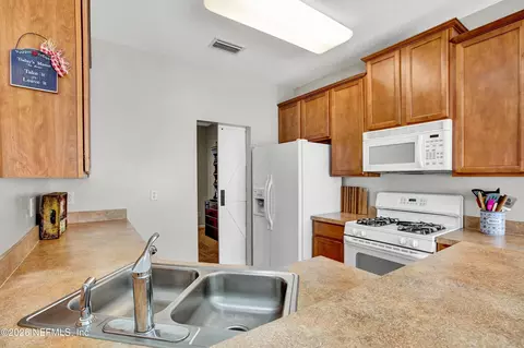 Kitchen - 1725 Windover Pl, Saint Augustine, FL 32092 photo 3 of 3