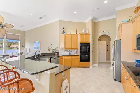 Kitchen - 700 Pinecrest Isle Ct, Saint Augustine, FL 32092 photo 4 of 6