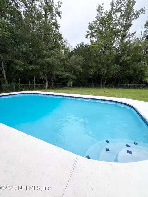 300 E Lattin St, Hastings, FL 32145