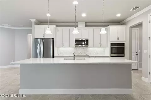 Kitchen - 205 Heatherwood Ct, Ormond Beach, FL 32174 photo 2 of 5