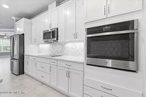 Kitchen - 205 Heatherwood Ct, Ormond Beach, FL 32174 photo 4 of 5