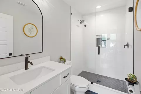 Bath - 121 Ashton Oaks Dr, Saint Augustine, FL 32092 photo 6 of 7
