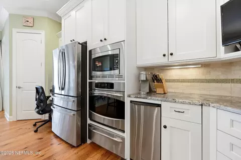Kitchen - 286 Vale Dr, Saint Augustine, FL 32095 photo 5 of 6