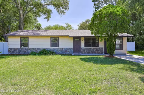 461 Melrose Ct, Green Cove Springs, FL 32043