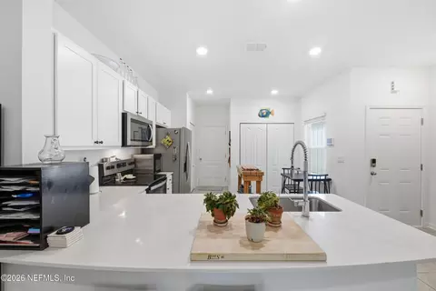 Kitchen - 30 Playa De Luna Ln, Saint Augustine, FL 32095 photo 3 of 3