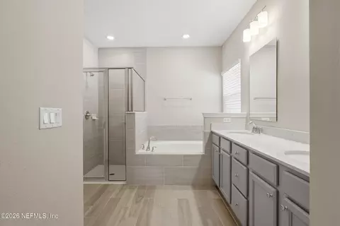 Bath - 95 Sadler Ct, Saint Augustine, FL 32092 photo 3 of 4