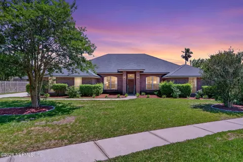 10224 Hamlet Glen Dr, Jacksonville, FL 32221