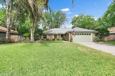 10464 Osprey Nest Dr W, Jacksonville, FL 32257