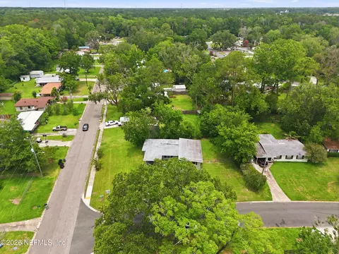 View/Area - 7067 Clovis Rd, Jacksonville, FL 32205 photo 2 of 3