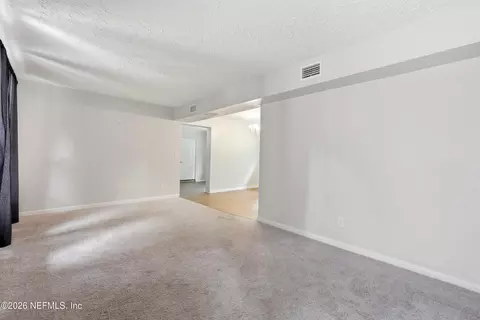 Living - 7067 Clovis Rd, Jacksonville, FL 32205 photo 2 of 4