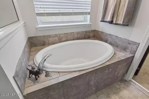 Bath - 63 Forest Edge Dr, Saint Johns, FL 32259 photo 8 of 9