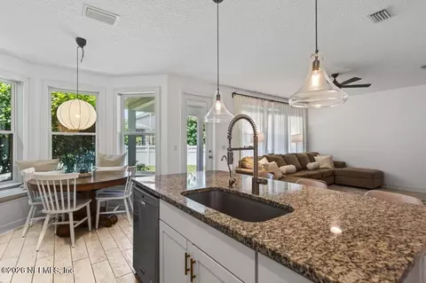 Kitchen - 63 Forest Edge Dr, Saint Johns, FL 32259 photo 9 of 9