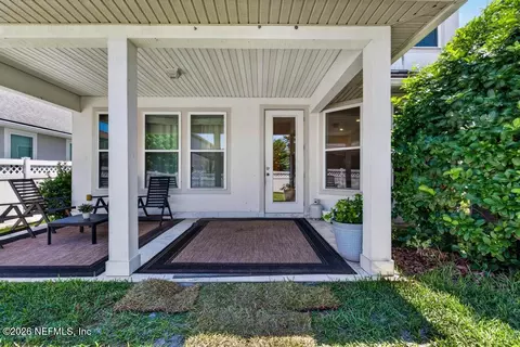 Exterior - 63 Forest Edge Dr, Saint Johns, FL 32259 photo 4 of 8