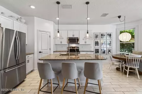 Kitchen - 63 Forest Edge Dr, Saint Johns, FL 32259 photo 3 of 9