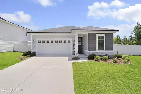 1095 Persimmon Dr, Middleburg, FL 32068