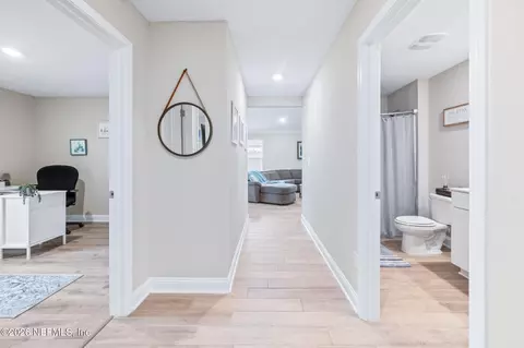 Entry Way - 87 Zancara St, Saint Augustine, FL 32084 photo 10 of 11