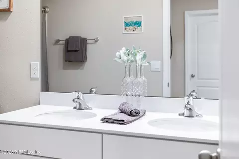 Bath - 87 Zancara St, Saint Augustine, FL 32084 photo 6 of 6